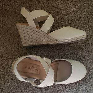 NIB Adam Tucker Me Too Brayden Espadrilles Beige